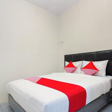 Oyo 1718 Homestay Wak Gobenk Salakan Экстерьер фото